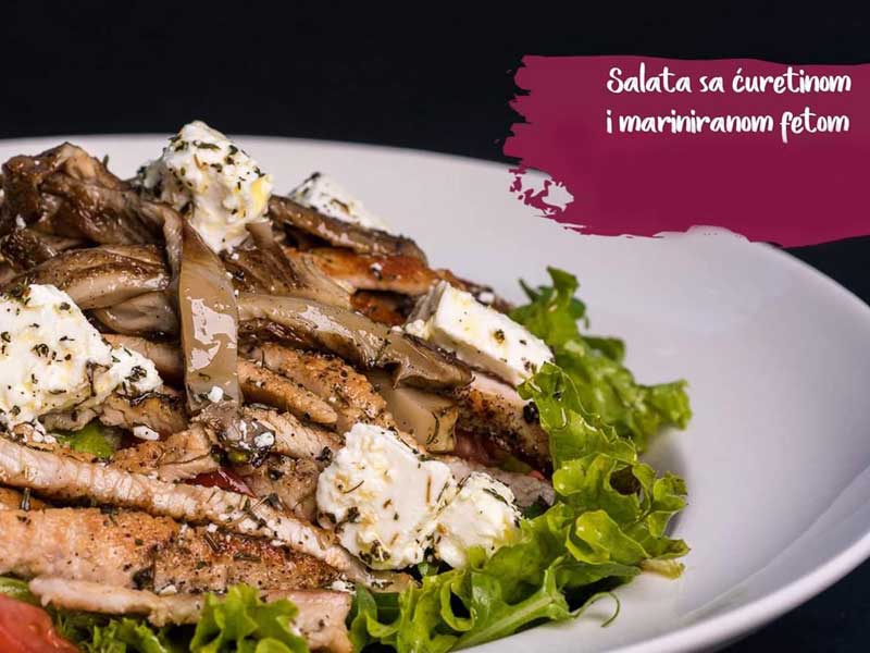 Salata sa ćuretinom i mariniranom fetom dostava