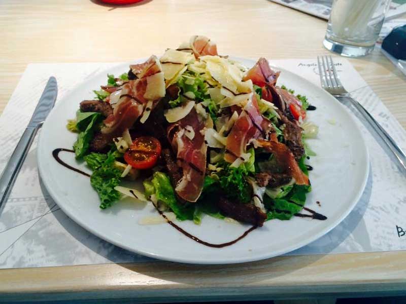Beef salad delivery