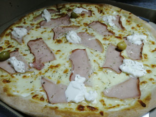 Pizza Bianca Amos picerija dostava