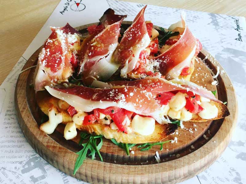 Bruscetta with prosciutto delivery