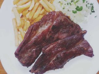 Smoked boneless chops grilled Pink ćevabdžinica Veliki trg delivery