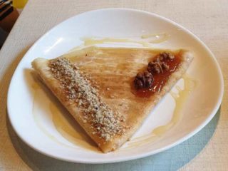Pancake with apricot jam delivery