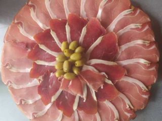 Njegos prosciutto Pink ćevabdžinica Veliki trg delivery