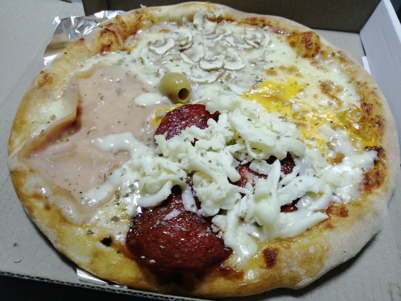 Pizza Quattro stagioni dostava
