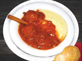 Meatballs in tomato sauce with mashed potato Salaš 011 Banovo Brdo delivery