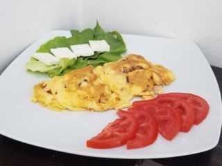 Omlet slanina dostava