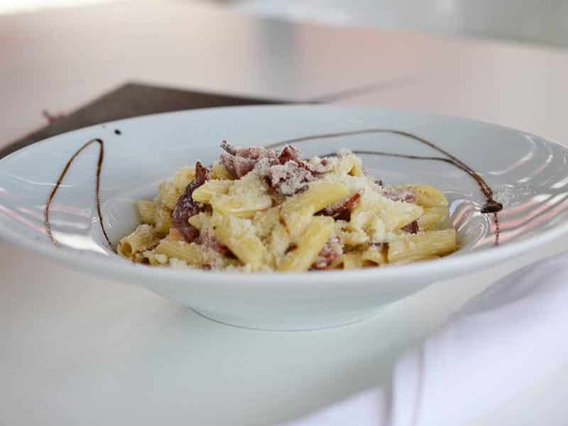 Prosciutto pasta dostava