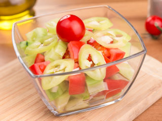Srpska salata dostava