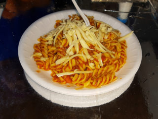 Bolonjeze pasta dostava