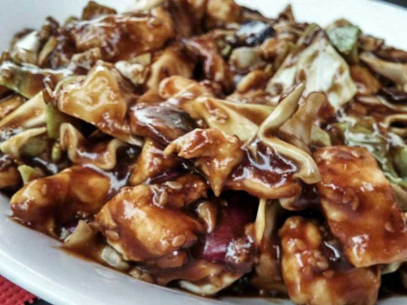 12. Chicken with mushrooms and seasonal vegetables in soy sauce delivery