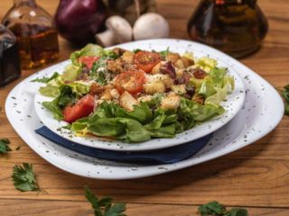 Cezar salata Enigma restoran dostava