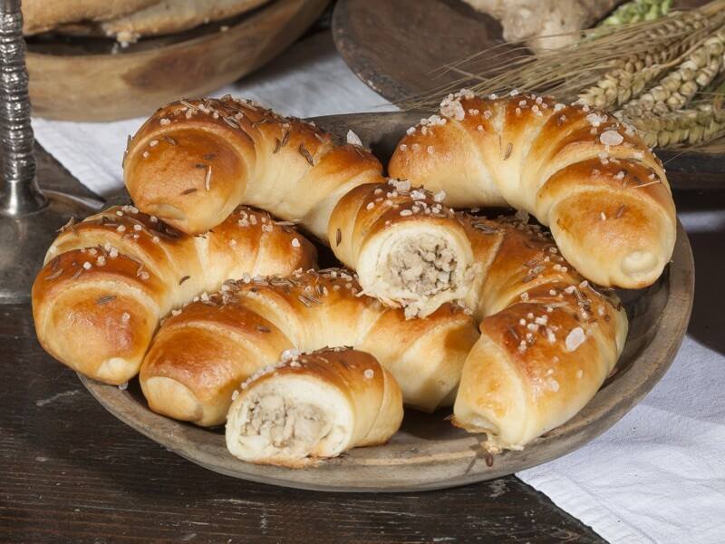 Kiflice sa mesom dostava