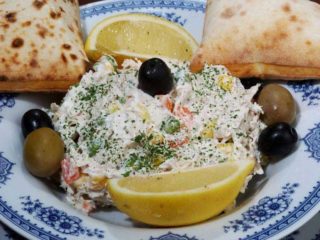 Pileća salata dostava