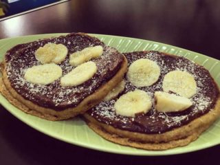 Američka palačinka čoko-lešnik namaz, banana Green Vibes dostava