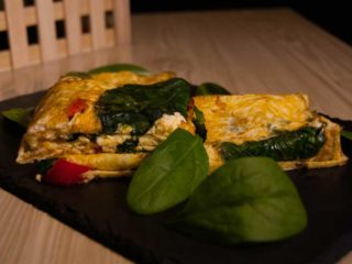 Scrambled eggs spinach Protein Global Centar delivery