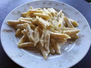 Pasta with 4 type of cheese delivery