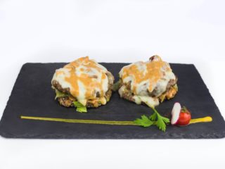 Keto juneći burgeri Fit Bar Nušićeva dostava
