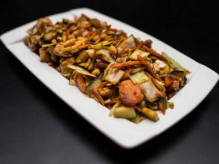 Chicken with peanuts Wok n Stix delivery