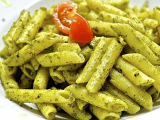 Pesto e crema dostava