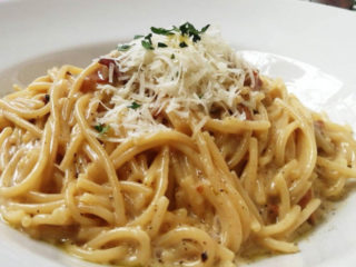 Spaghetti Carbonara Lorenzo i Kakalamba delivery