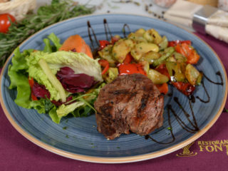 Grilled beefsteak with grilled vegetables Fontana Restoran delivery