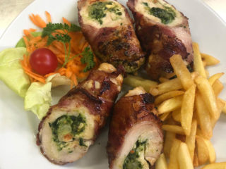 Chicken fillet with spinach and domestic cheese Konak delivery