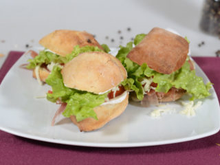 Sandwich with prosciutto Fontana Restoran delivery