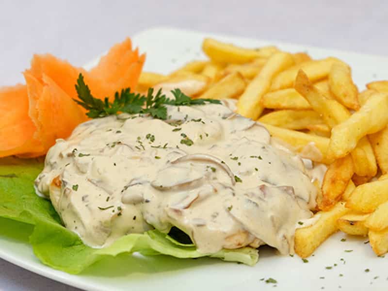 Chicken in mushrooms sauce delivery