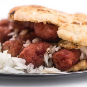 Ćevapi u lepinji 250 din. Ćevapi u lepinji
