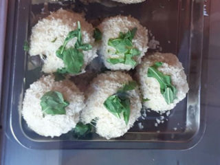 Dumpling with mozzarella, prosciutto, rocket Sweeten up delivery