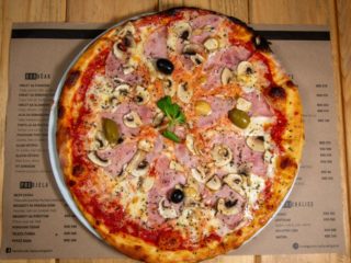 Capricciosa pizza Aligator Bar delivery