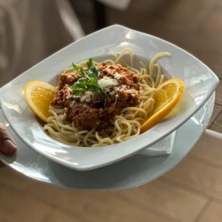 Spaghetti Bolognese Vila Bela Ruža delivery