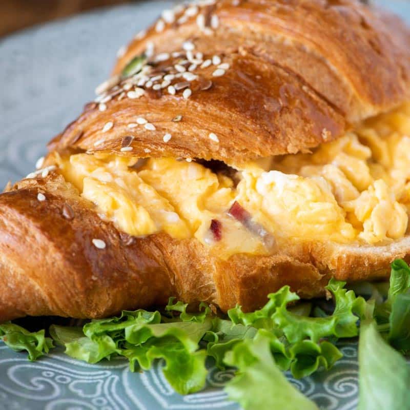 Bacon omelet croissant delivery