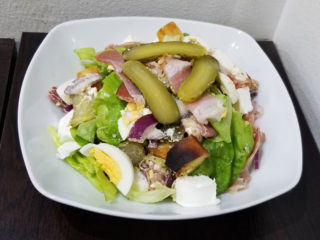 Njegoška salata Verona Cut dostava
