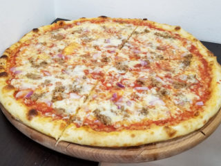 Tonno pizza Verona Cut delivery