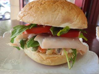 Sandwich with ham Pecivara Hart delivery