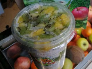 Kivi-ananas kaša Greni Juice Bar dostava