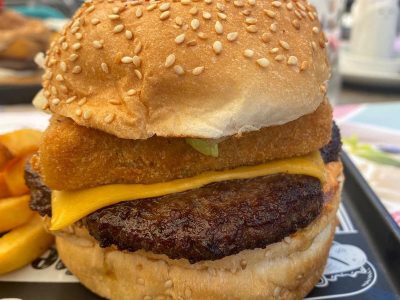 Burger classic delux sa pohovanom mocarelom Dolce dostava