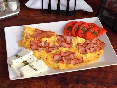 Omelete with pecenica Ružo Rumena delivery