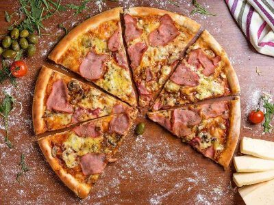 Pecenica pizza Kiklop Batutova delivery