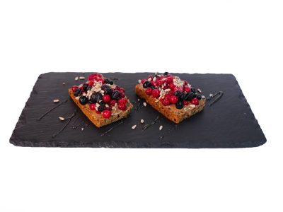 Peanut butter and berry toast Fit Bar Vračar delivery