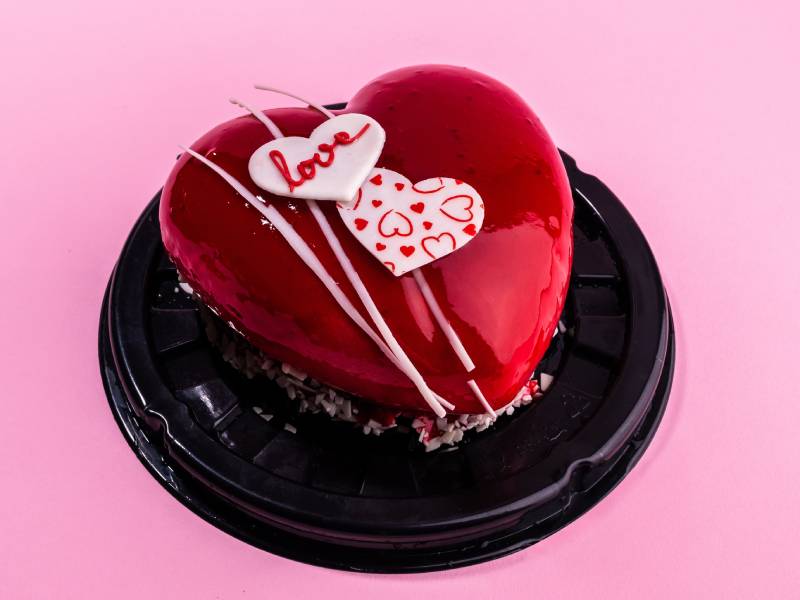 Mini Raspberry mousse heart cake delivery