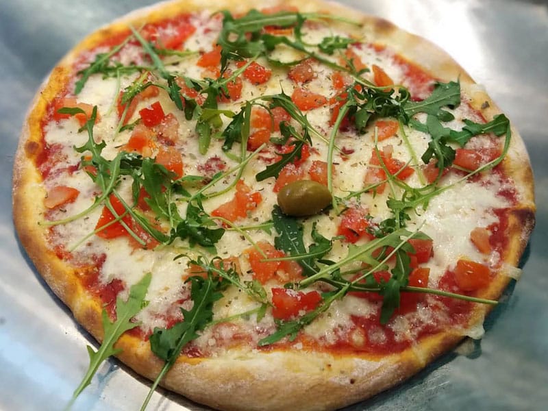 Rukola pizza Mio Tesoro food delivery - Alideda