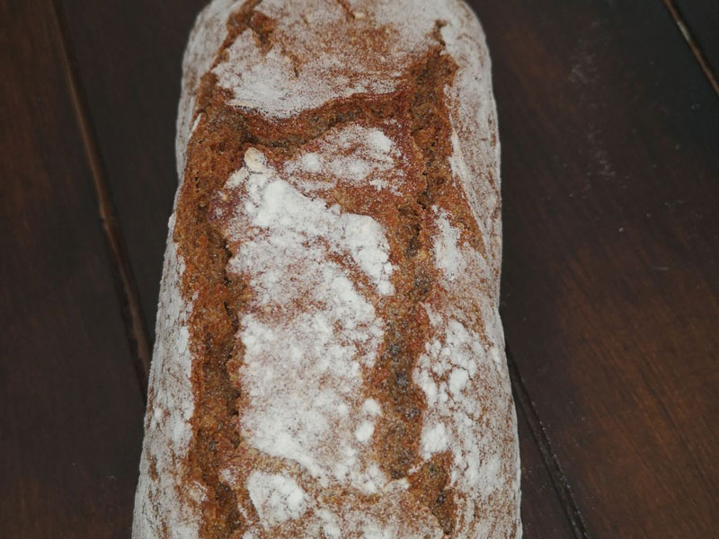 Spelt and rye bread delivery