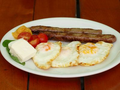 Fried eggs with sudzuk Baltazar grill delivery