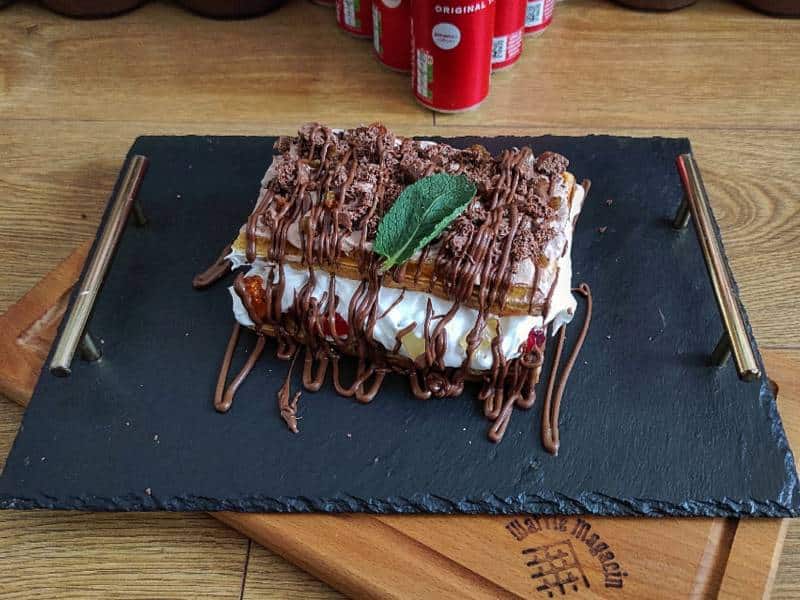 Malaga waffle cake delivery