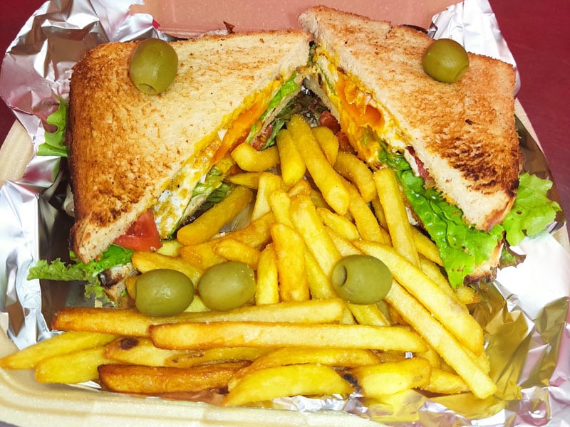 Club sandwich 4real 1 delivery