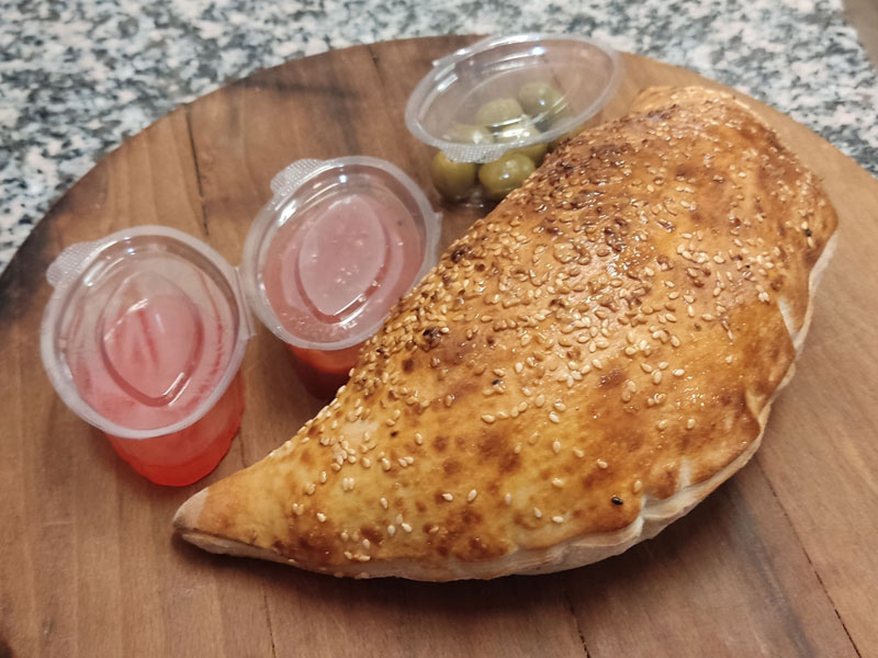 Calzone delivery