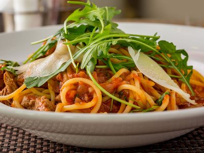 Spaghetti with beefsteak and rocket Brunch Merkator delivery