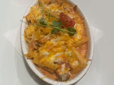 Baked penne with chicken Brunch Lounge Promenada delivery